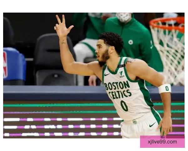 塔图姆解锁14000分成为历史第五年轻前锋仅次于詹杜瓜