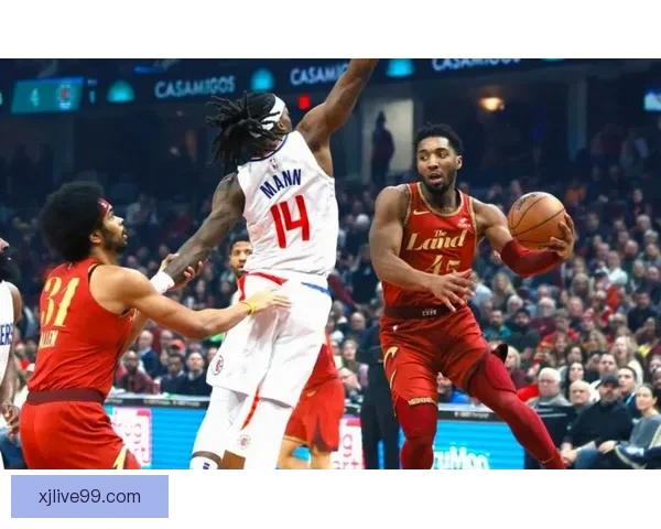 快船大胜猛龙小卡27分带队连胜49场20+ 马瑟林23分加兰24分高光表现